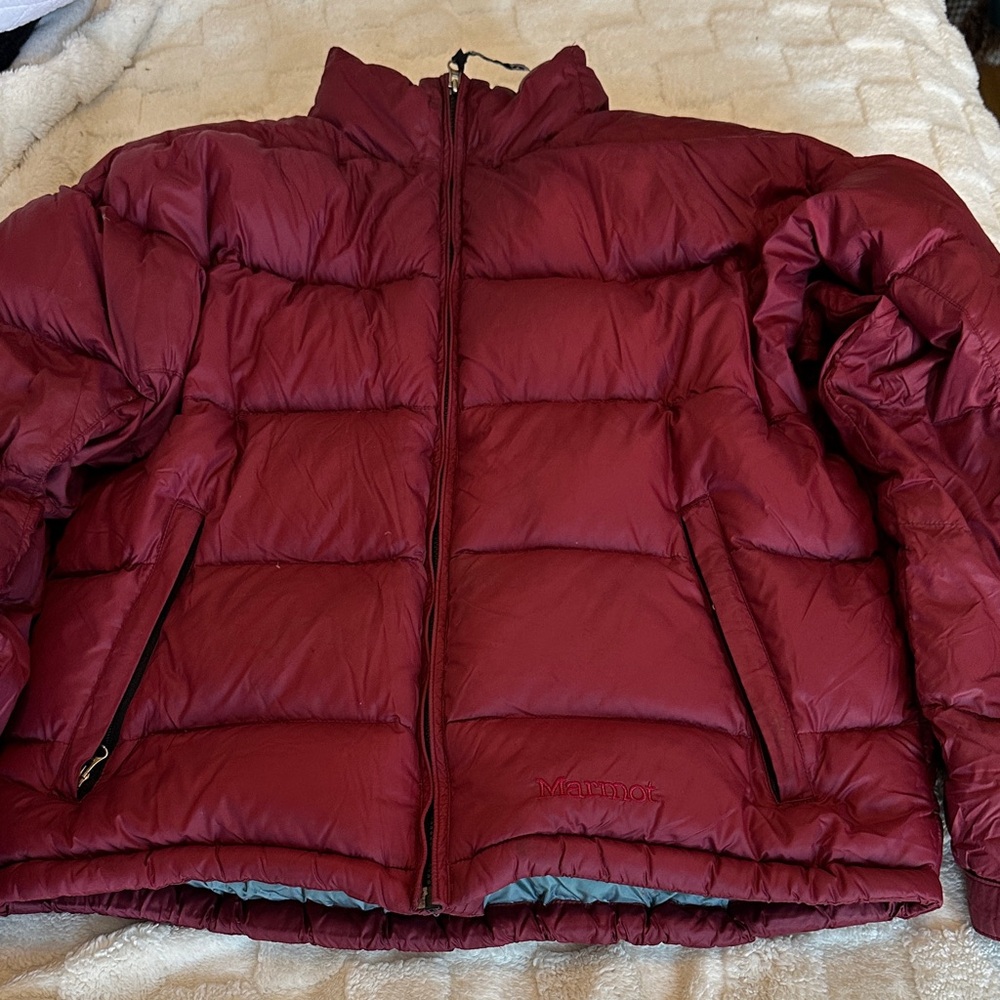 BB—-Marmot Deep Redish Puffer Jacket